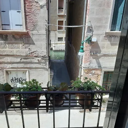 Vacancies * Venedig